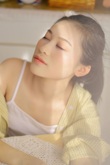 小魔女蒙娜